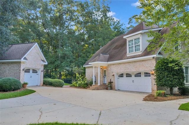 218 WALTON CHASE, Perry, GA 31069