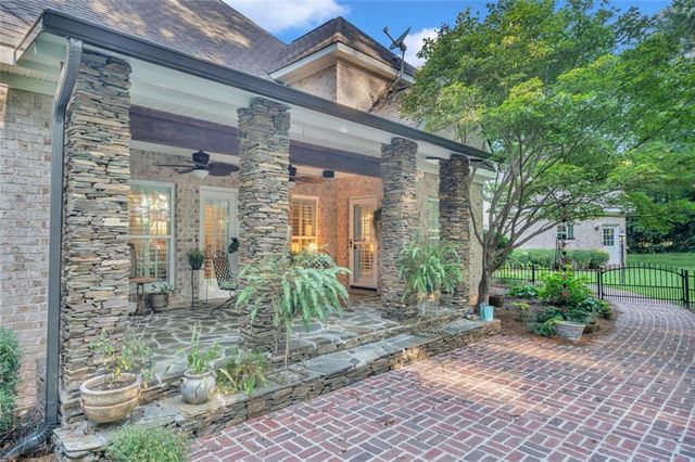 218 WALTON CHASE, Perry, GA 31069