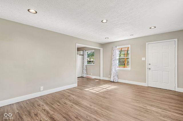 314 S Webster Avenue, Indianapolis, IN 46219