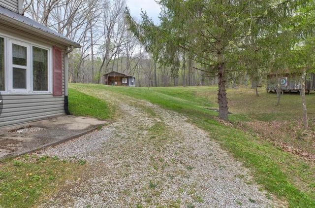 6130 Hardwicks Creek Road, Clay City, KY 40312