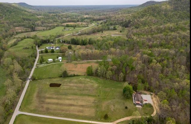 6130 Hardwicks Creek Road, Clay City, KY 40312