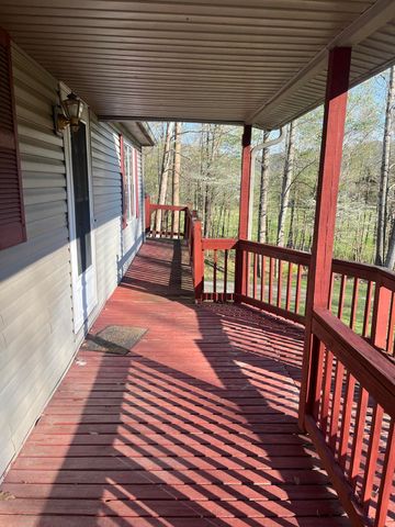6130 Hardwicks Creek Road, Clay City, KY 40312