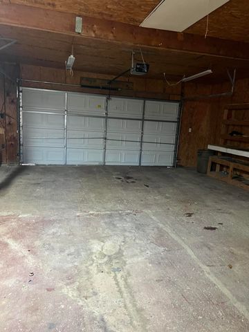 6130 Hardwicks Creek Road, Clay City, KY 40312