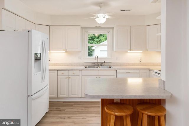 2814 RIDGE RD, Huntingtown, MD 20639