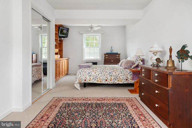 2814 RIDGE RD, Huntingtown, MD 20639