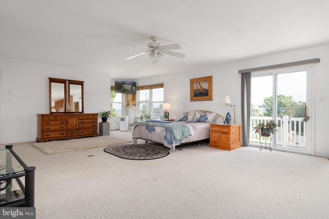 2814 RIDGE RD, Huntingtown, MD 20639