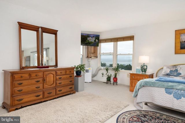 2814 RIDGE RD, Huntingtown, MD 20639