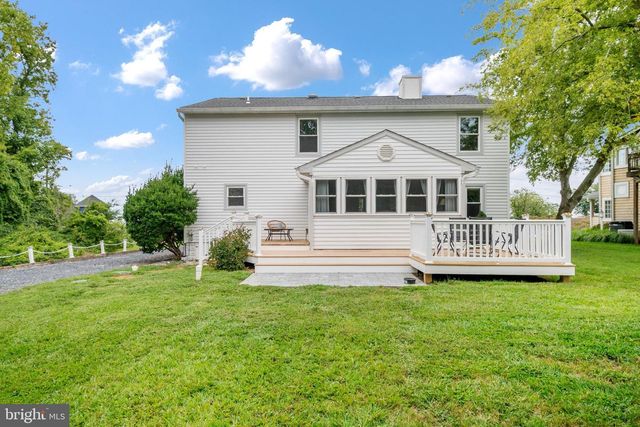 2814 RIDGE RD, Huntingtown, MD 20639