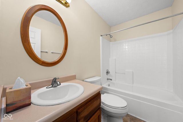 7148 Atmore Drive, Indianapolis, IN 46217