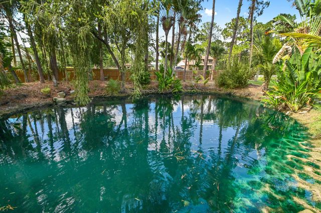 13480 42nd Road N, West Palm Beach, FL 33411