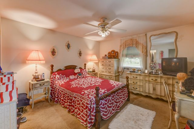 126 Denell Drive, Crete, IL 60417