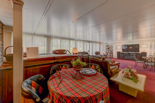 126 Denell Drive, Crete, IL 60417