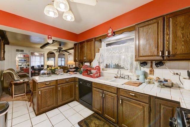 126 Denell Drive, Crete, IL 60417