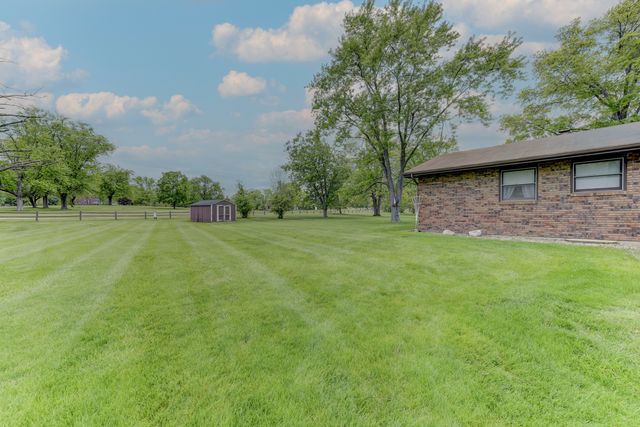 126 Denell Drive, Crete, IL 60417