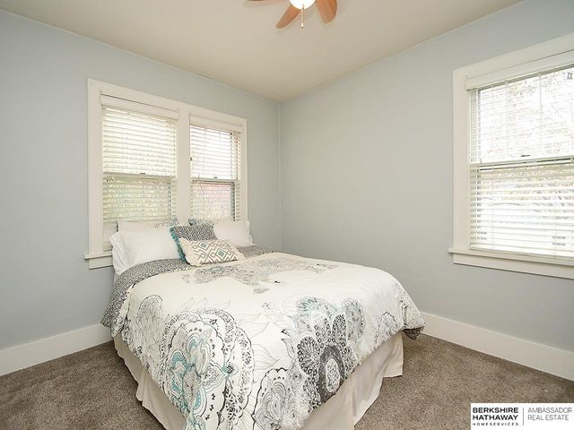 4669 Pine Street, Omaha, NE 68106