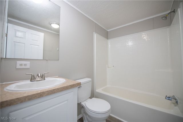 14000 Lincoln Street 3, Minerva, OH 44657