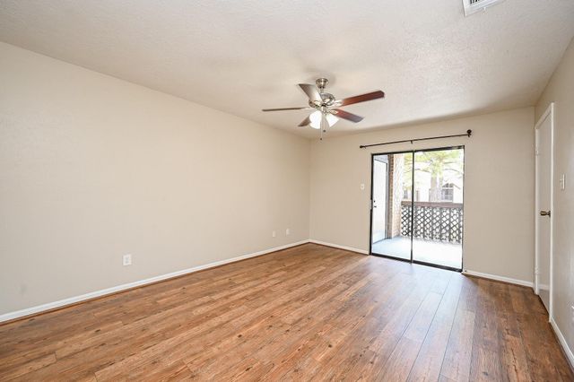 12755 Mill Ridge Drive 217, Cypress, TX 77429