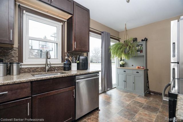 1621 Whitcomb Avenue, Royal Oak, MI 48073