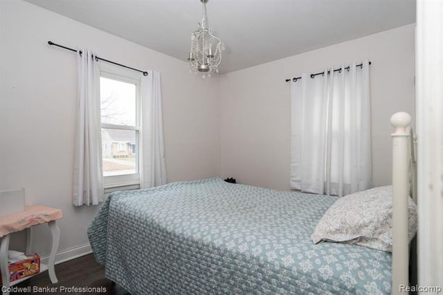 1621 Whitcomb Avenue, Royal Oak, MI 48073