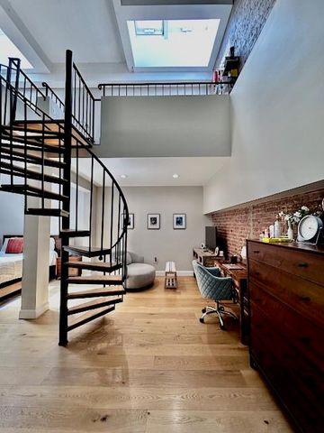 46 Bay St Landing Q1F, Staten Island, NY 10301