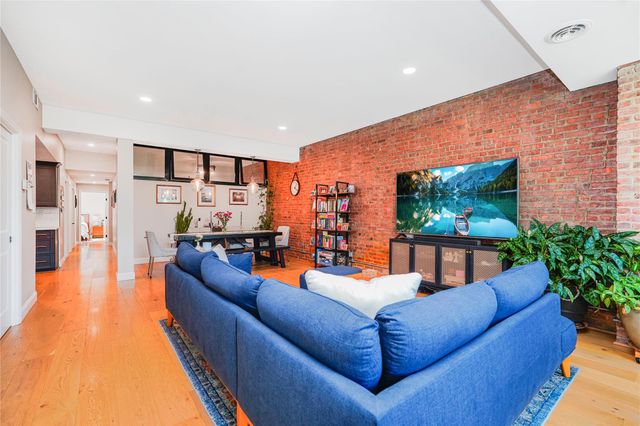46 Bay St Landing Q1F, Staten Island, NY 10301