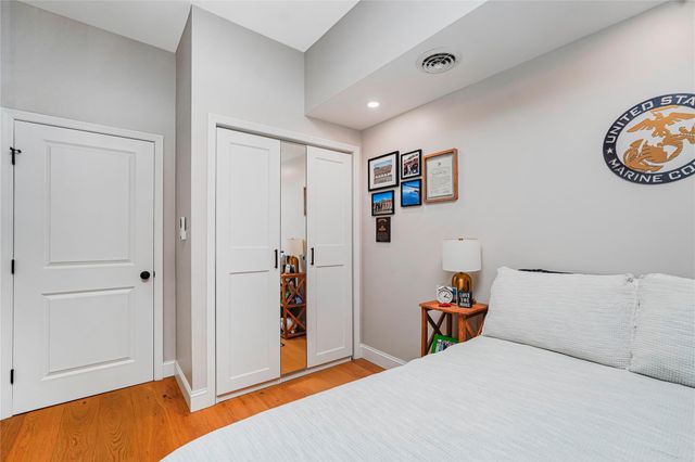 46 Bay St Landing Q1F, Staten Island, NY 10301