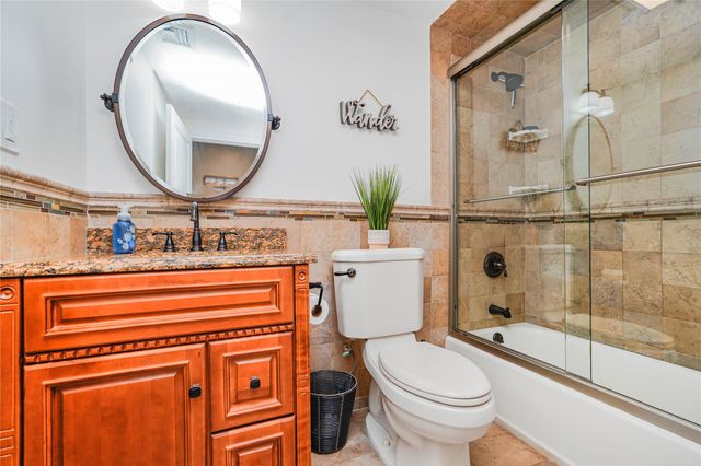 46 Bay St Landing Q1F, Staten Island, NY 10301