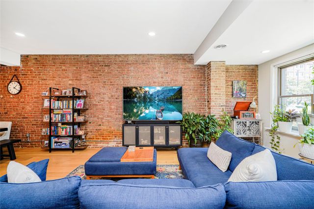46 Bay St Landing Q1F, Staten Island, NY 10301