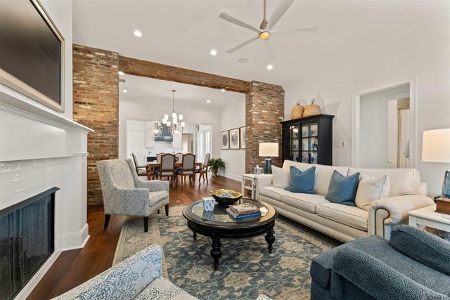 1810 Dauphine St, Baton Rouge, LA 70808