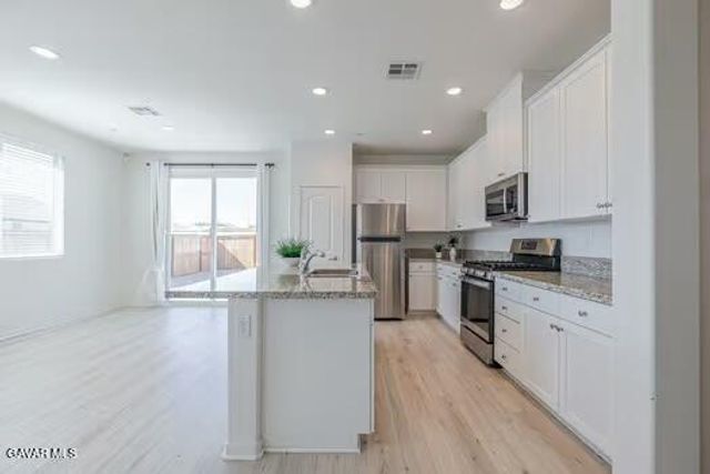 3627 Santa Monica Court, Rosamond, CA 93560