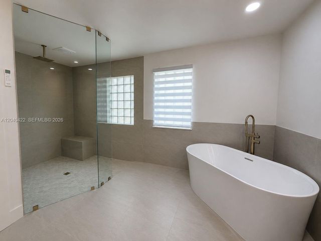 15720 SW 56th St, Southwest Ranches, FL 33331