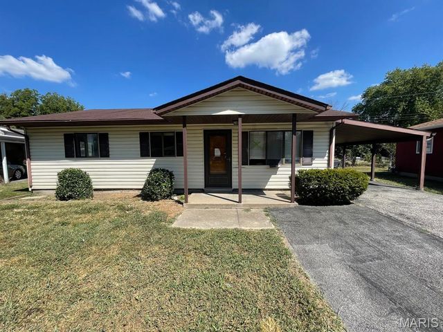 1108 N 39th Street, Belleville, IL 62226