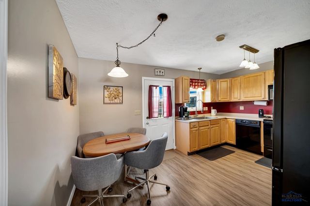 9310 ASTORIA LN, Summerset, SD 57718