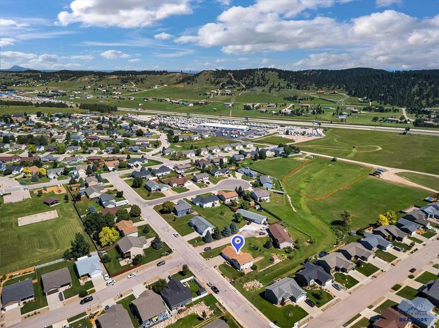 9310 ASTORIA LN, Summerset, SD 57718