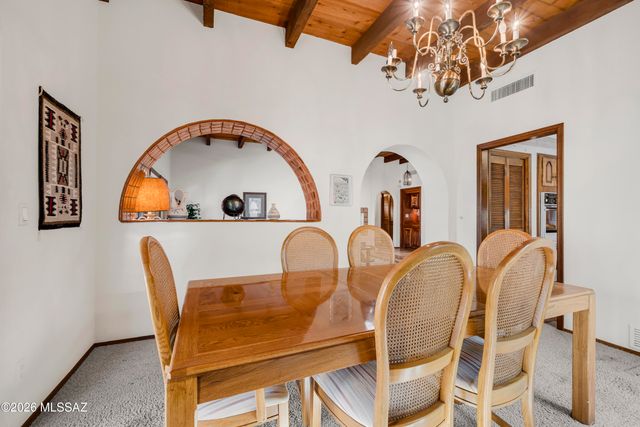 5561 E Sutler Lane, Tucson, AZ 85712