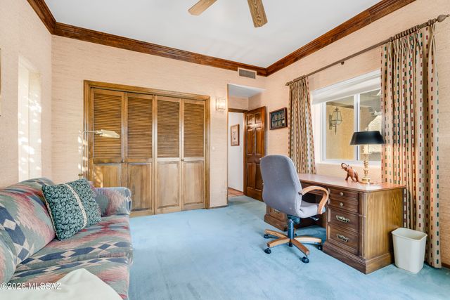 5561 E Sutler Lane, Tucson, AZ 85712