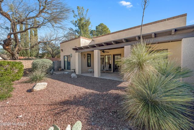 5561 E Sutler Lane, Tucson, AZ 85712