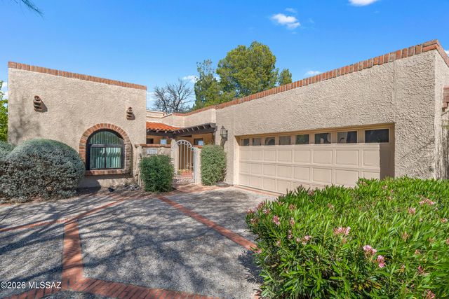 5561 E Sutler Lane, Tucson, AZ 85712