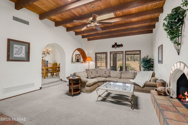 5561 E Sutler Lane, Tucson, AZ 85712