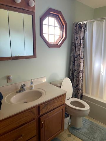 802 S JEFFERSON ST, Centralia, MO 65240