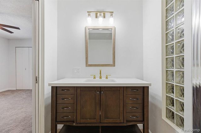 11341 Ember, Davisburg, MI 48350