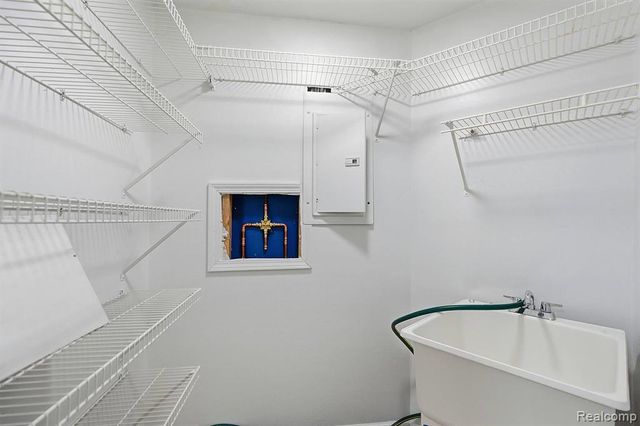 11341 Ember, Davisburg, MI 48350