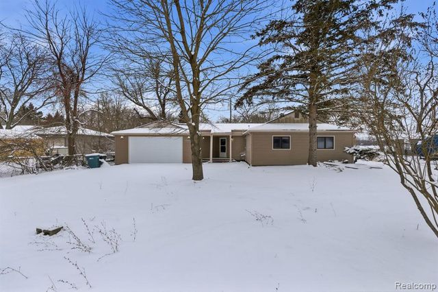 11341 Ember, Davisburg, MI 48350