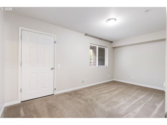 10275 Nw WILSHIRE Ln, Portland, OR 97229