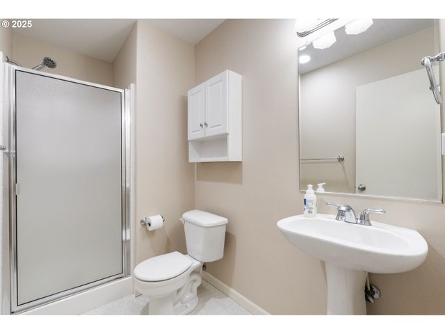 10275 Nw WILSHIRE Ln, Portland, OR 97229