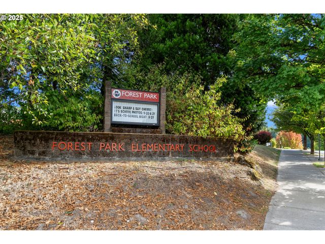 10275 Nw WILSHIRE Ln, Portland, OR 97229