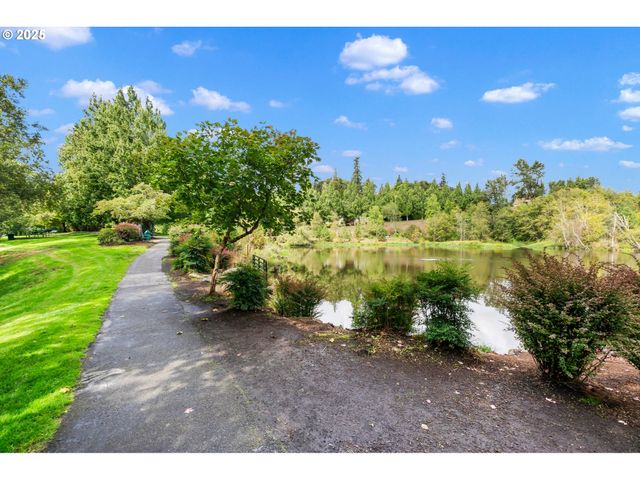 10275 Nw WILSHIRE Ln, Portland, OR 97229
