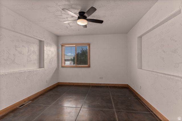 2464 E GRANITE WAY, St. George, UT 84790