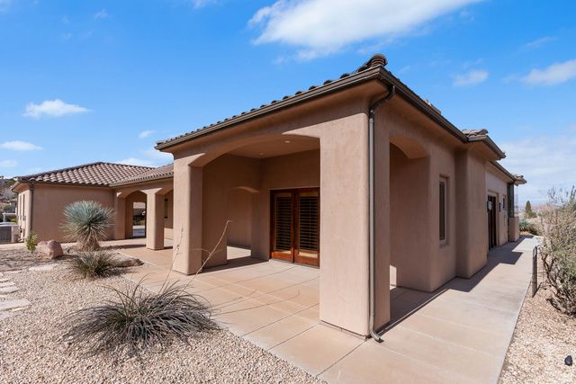 2464 E GRANITE WAY, St. George, UT 84790