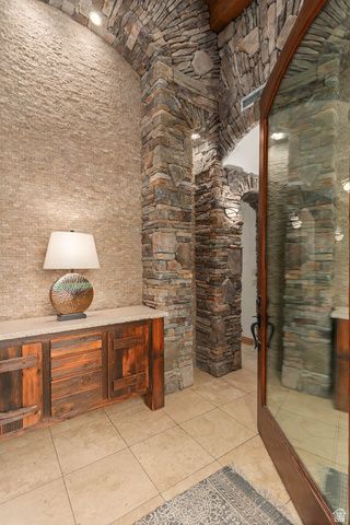 2464 E GRANITE WAY, St. George, UT 84790